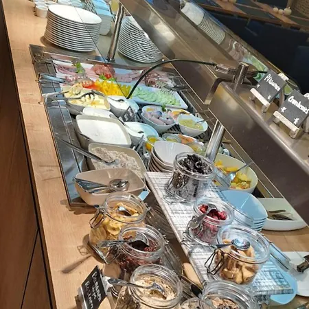 Restaurant & Einhorn Hotel