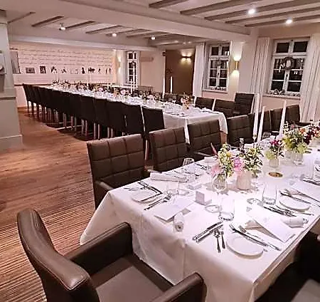 Restaurant & Einhorn Hotel 4*